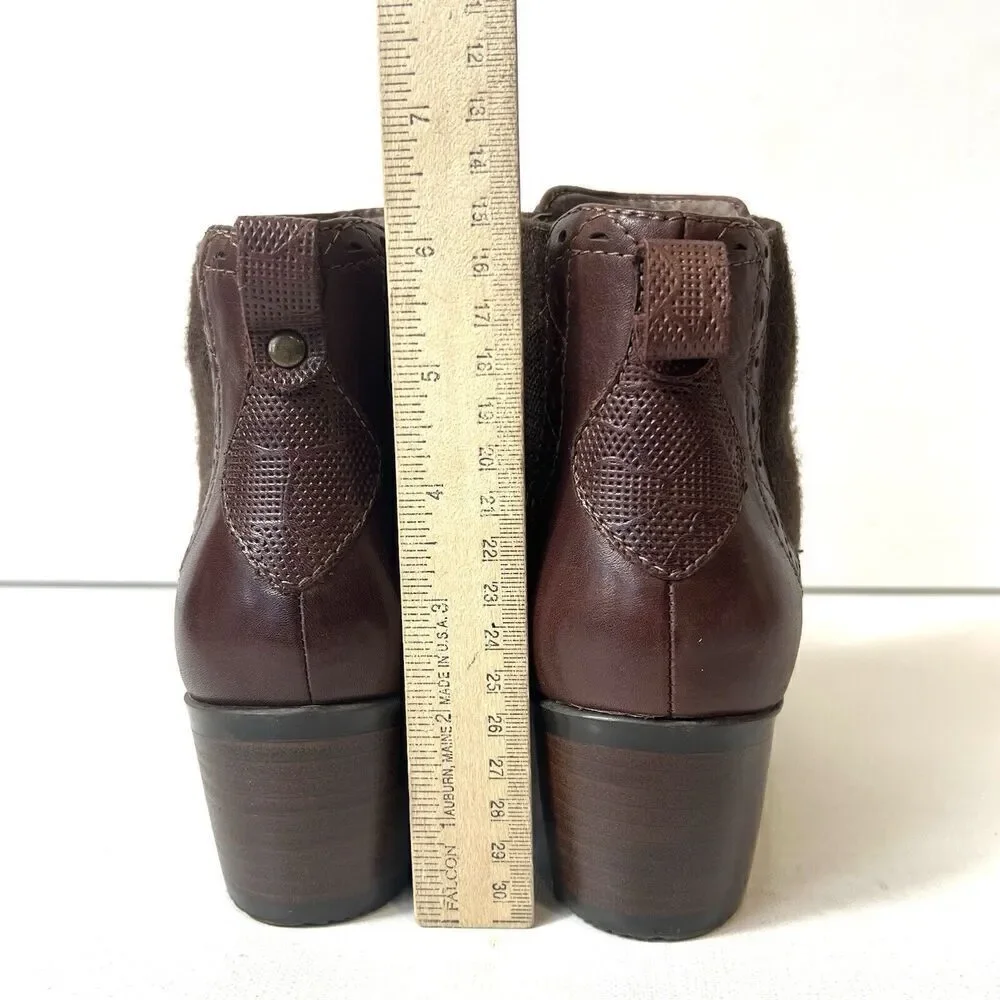 EARTH Bootie Womens Sz 7 M Brown Leather Pull On Comfort Casual Ankle Heel Boots